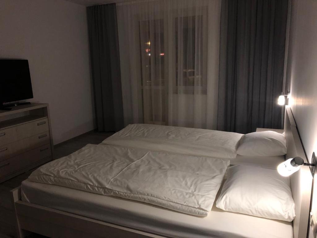 Abby Appartement Câmpulung Moldovenesc Buitenkant foto